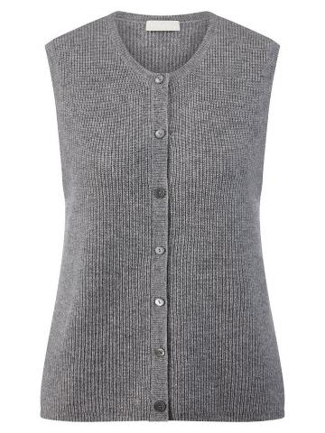 Вязаная жилетка