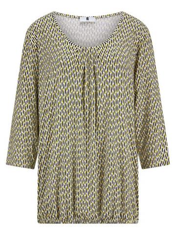 Кофта с круглым вырезом