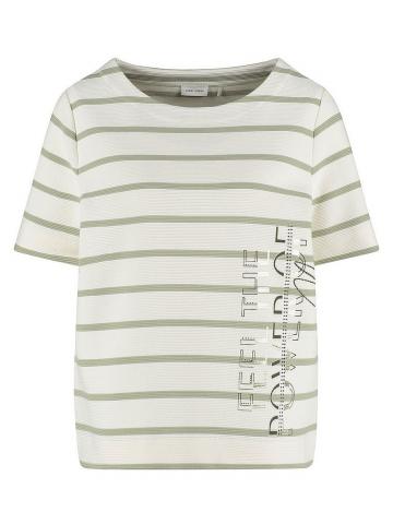 Кофта с круглым вырезом