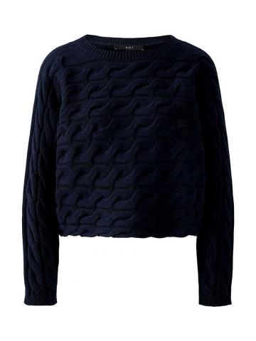 Пуловер с круглым вырезом