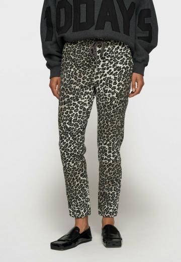 Спортивные штаны