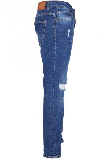 Узкие джинсы