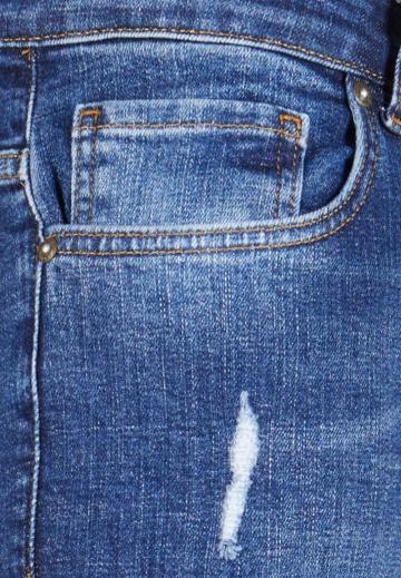 Узкие джинсы