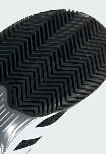 Теннисные кроссовки