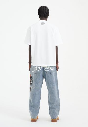 Прямые джинсы