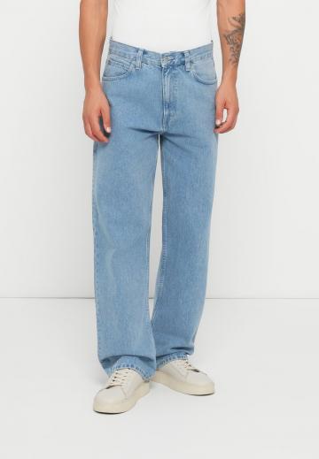 Свободные джинсы