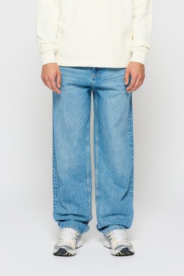 Свободные джинсы