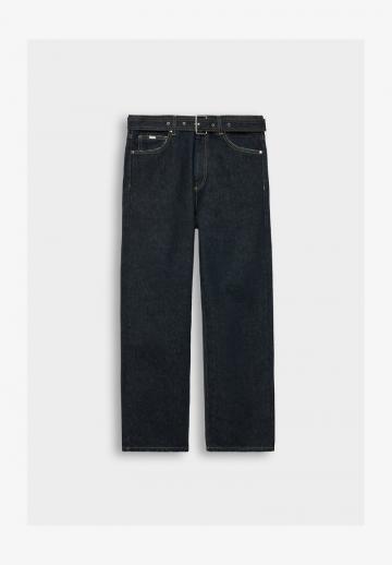 Прямые джинсы