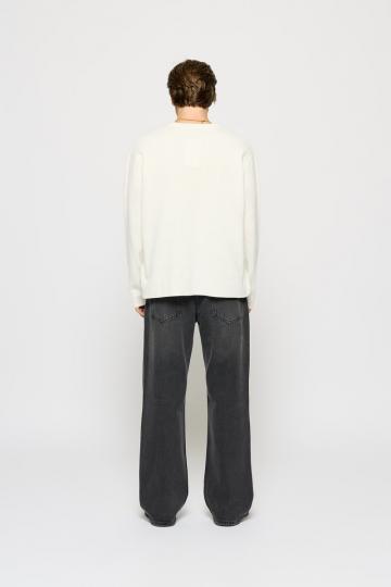 Клешеные джинсы