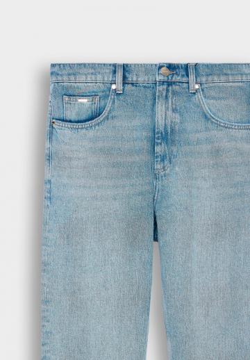 Клешеные джинсы