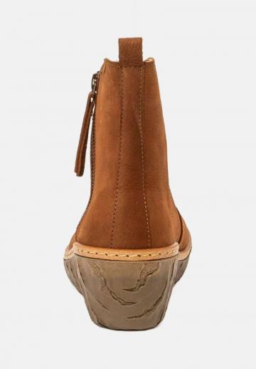 Сапожки на танкетке