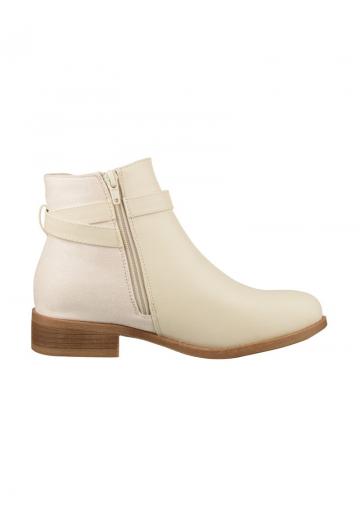 Полусапожки на высоком каблуке