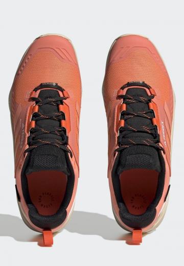 Походная обувь