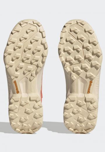 Походная обувь