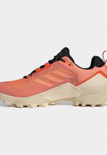 Походная обувь