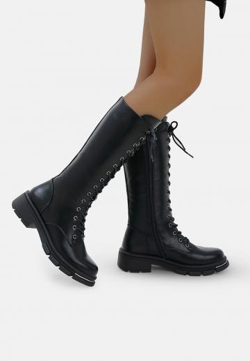 Сапоги на шнуровке