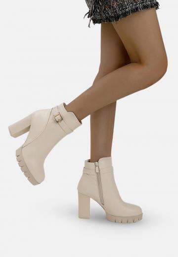 Полусапожки на платформе