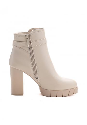 Полусапожки на платформе