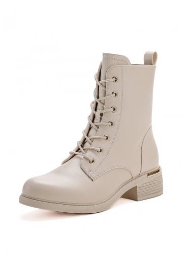 Ботинки на шнуровке