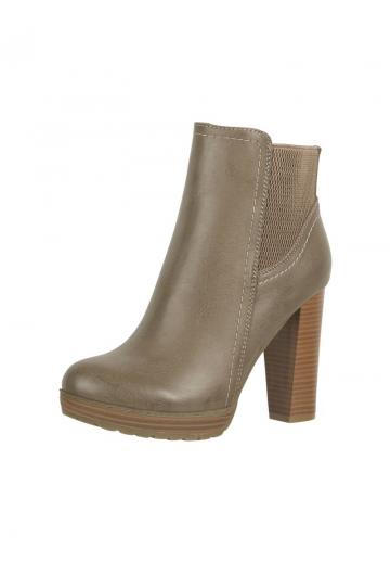 Полусапожки на высоком каблуке