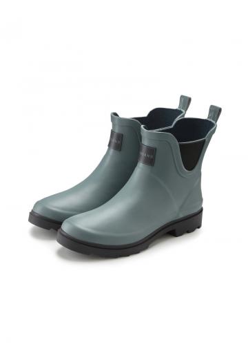 Резиновые сапоги