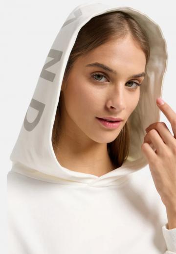 Пуловер с капюшоном