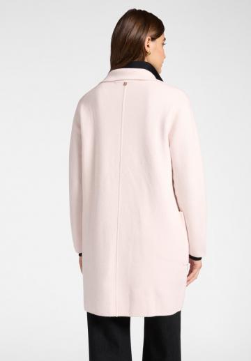 Короткое пальто