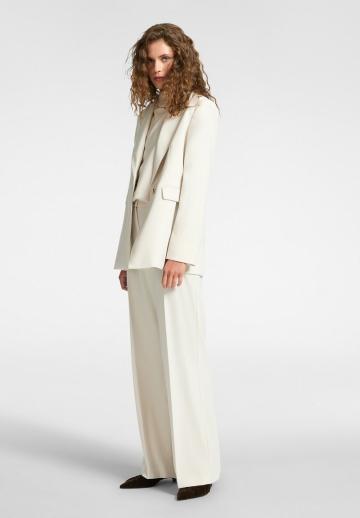 Короткое пальто