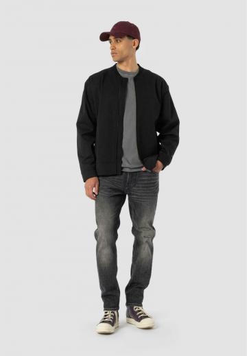 Куртка бомбер