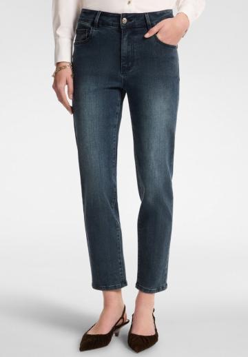 Короткие джинсы