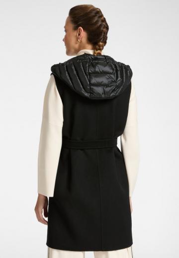 Длинный жилет