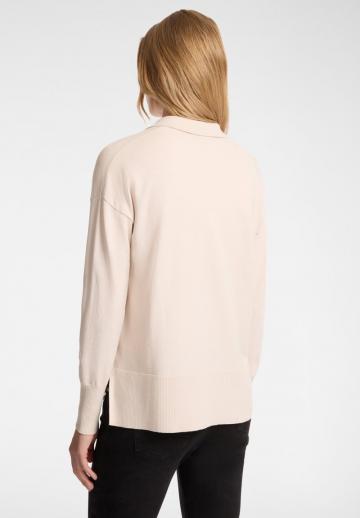 Пуловер с воротником поло