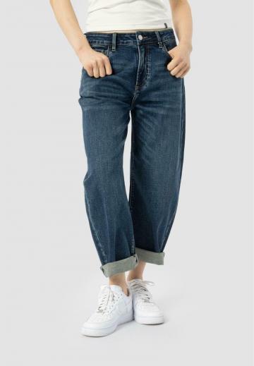 Короткие джинсы