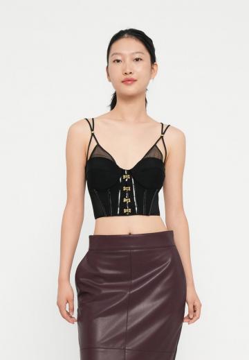 Топ на бретельках