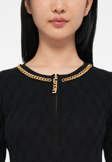 Вязаное платье