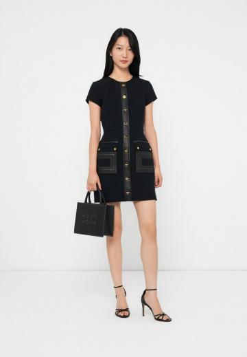 Короткое платье