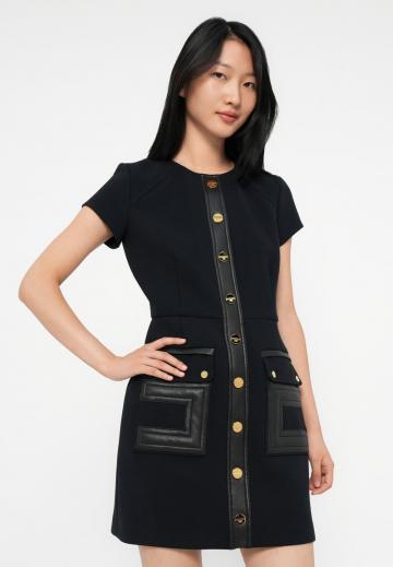 Короткое платье