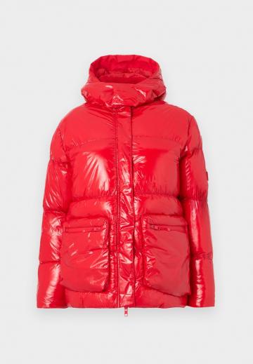 Зимняя куртка