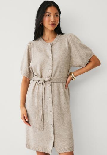 Вязаное платье