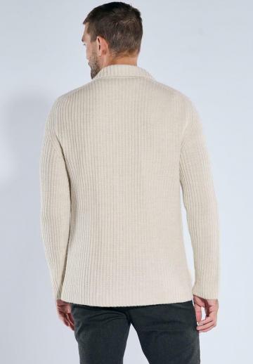 Вязаная кофта