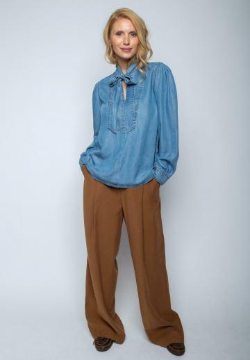 Джинсовая блузка