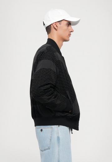 Куртка бомбер