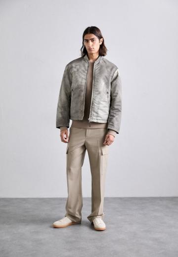 Куртка бомбер