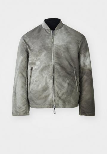 Куртка бомбер