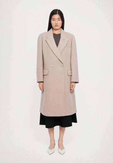 Шерстяное пальто