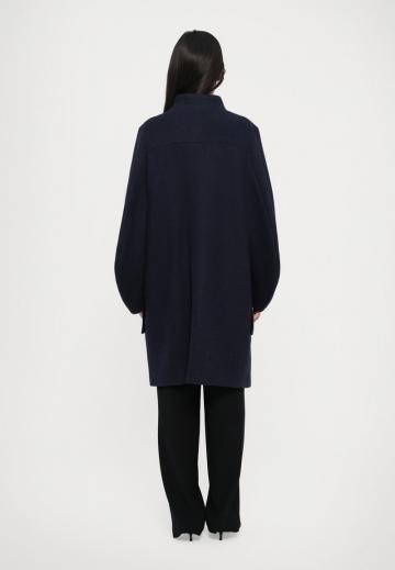 Шерстяное пальто