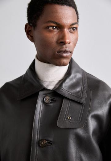 Короткое пальто