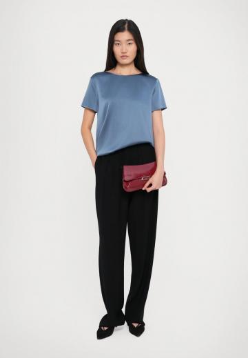 Шелковая блузка