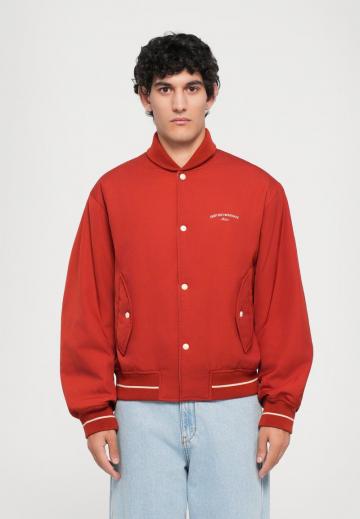 Куртка бомбер