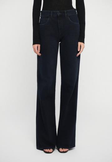 Клешеные брюки